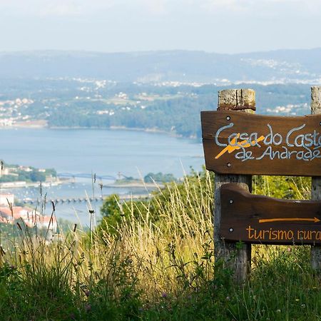 Casa Do Castelo De Andrade Guest House Пуентедеуме Екстериор снимка