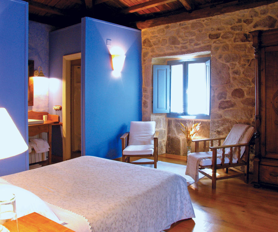 Casa Do Castelo De Andrade Guest House Пуентедеуме Екстериор снимка