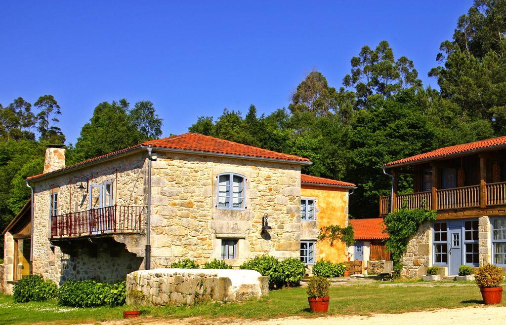 Casa Do Castelo De Andrade Guest House Пуентедеуме Екстериор снимка
